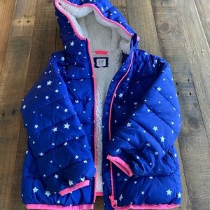 Super cozy and cute! Sherpa jacket 💙